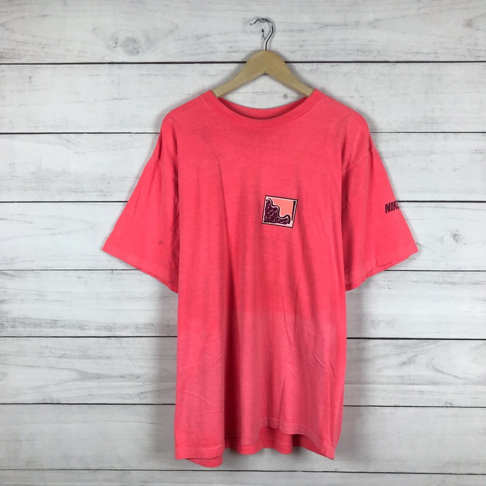 Vintage 1990s RARE Nike Art T-Shirt - Picture 1 of 8